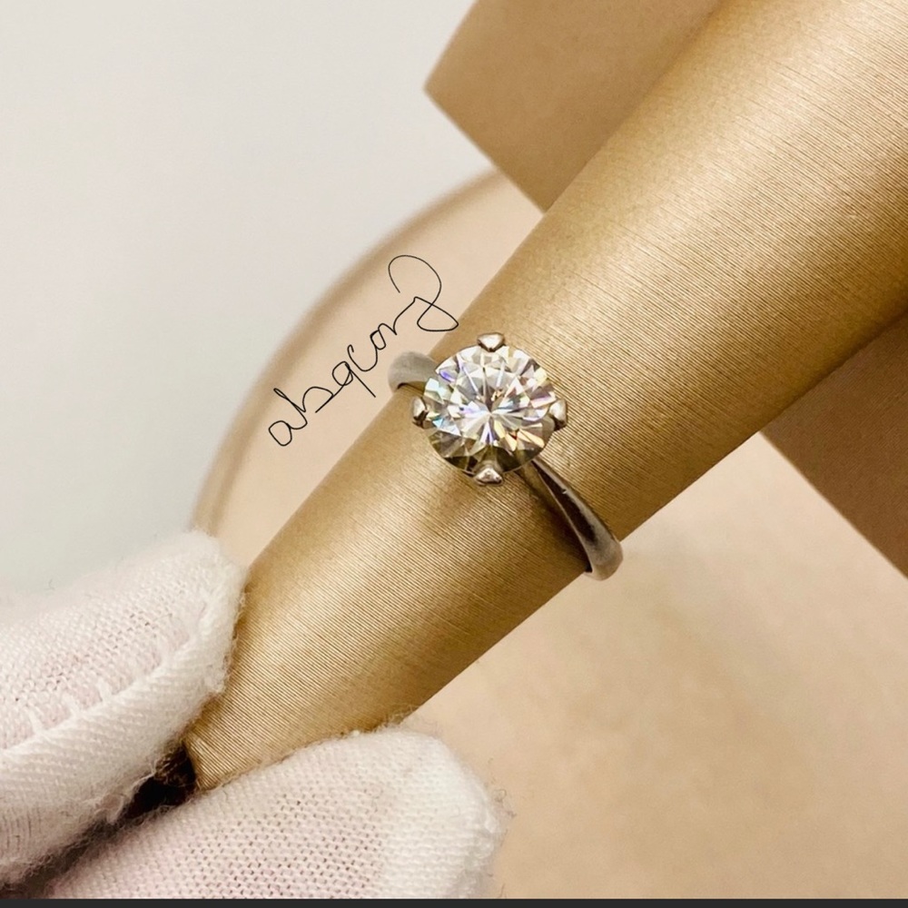 1.75ct Moissanite Platinum Ring